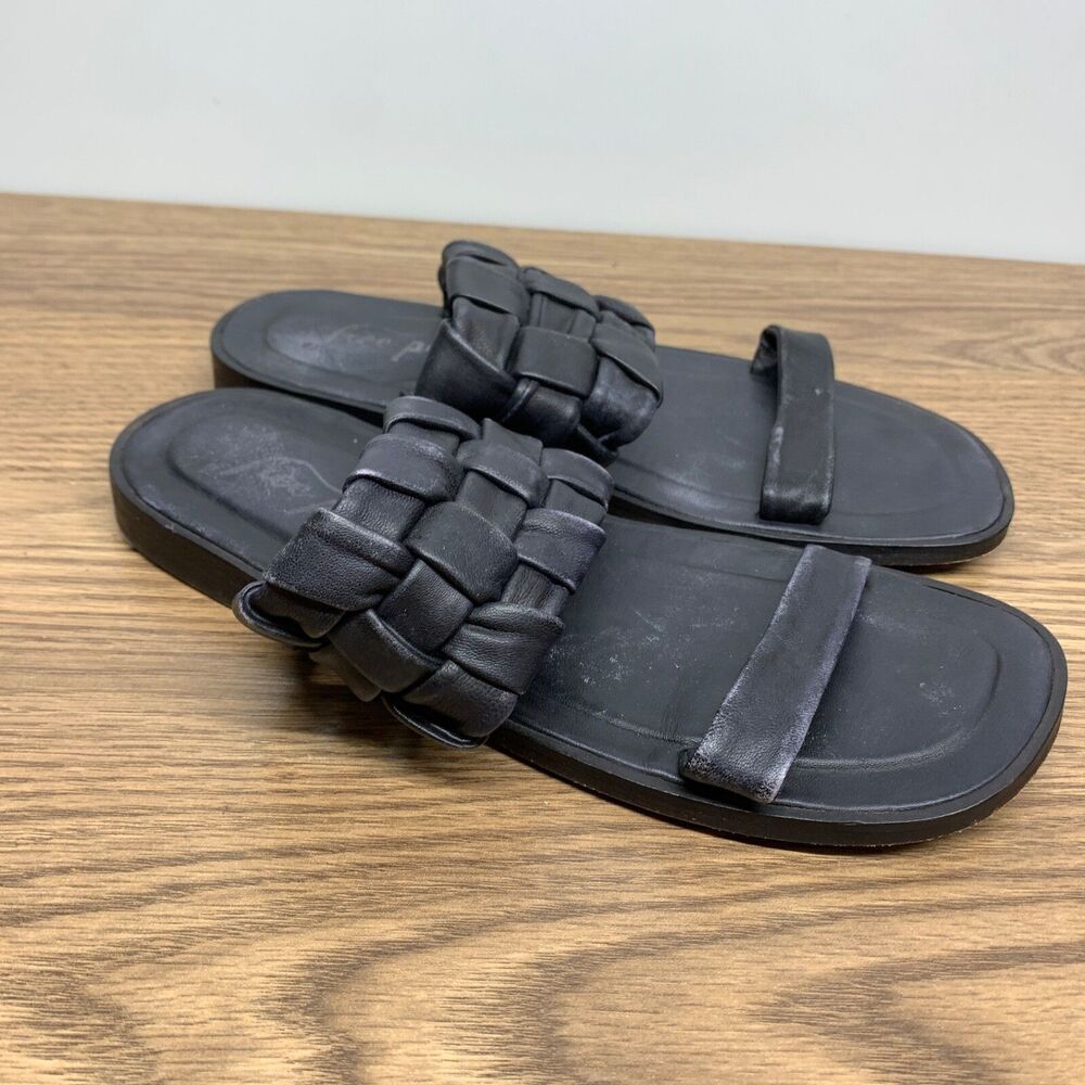 Free People Winding River Slide Sandal Women Size (38) US 8 Black Flat Weave